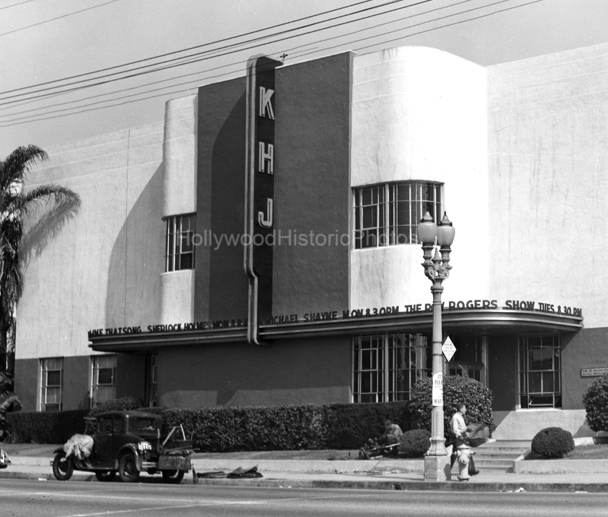 KHJ Radio Studios 1945.jpg